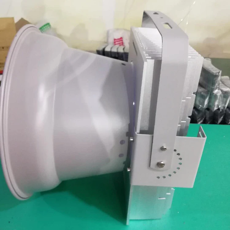 고출력 IP65 브랜드 드라이버 야외 순백색 조명 11 - Outdoor Power Tool Brands 리뷰 및 가격